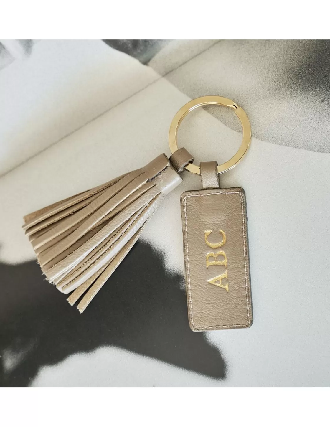 MONPIEL Leather Woman Key Chain^Customizable Tassel Keychain Mole