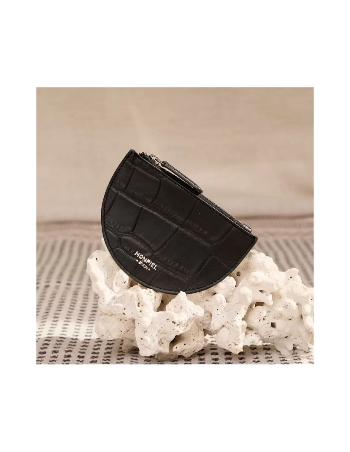 MONPIEL Leather Women Purses^Half Moon Leather Wallet Black