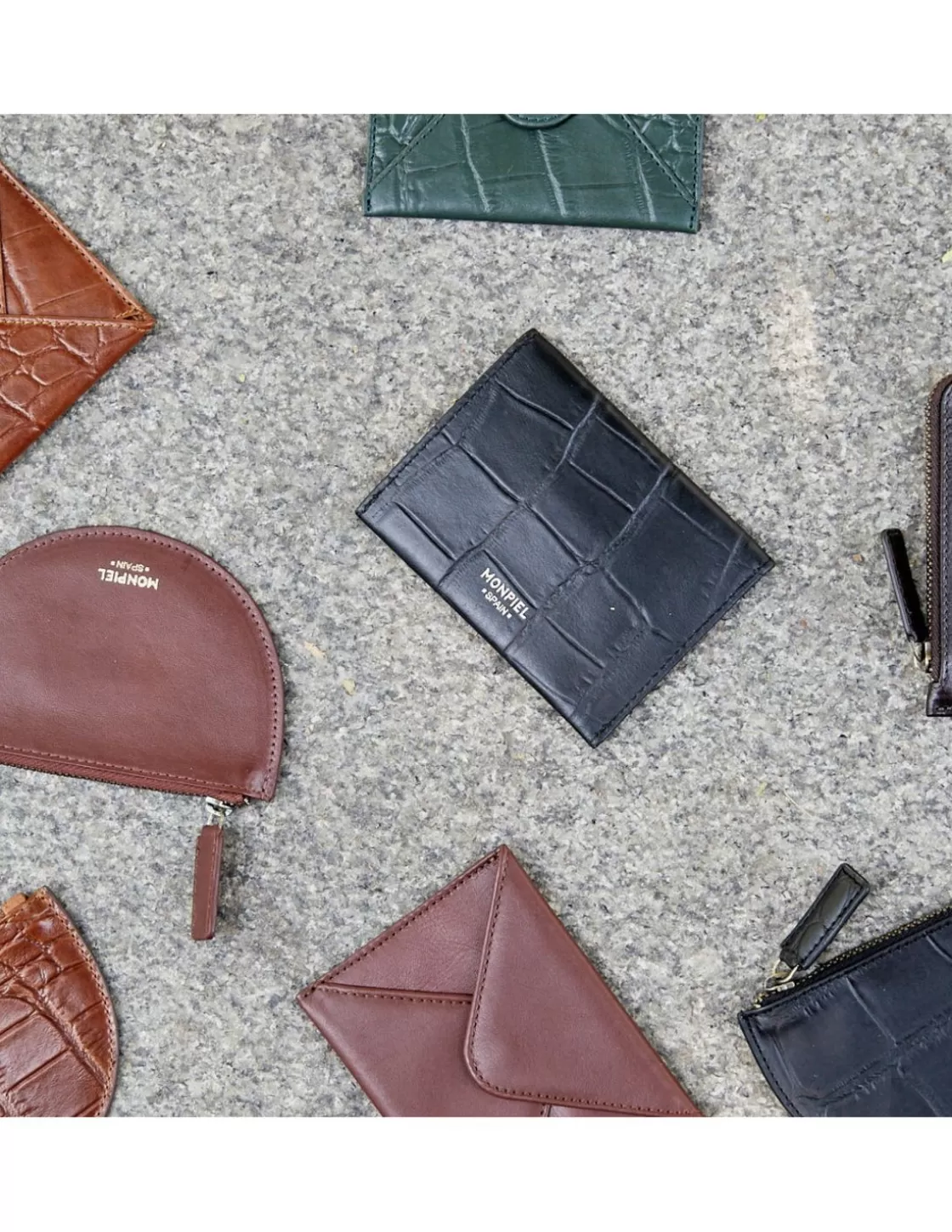 MONPIEL Leather Women Purses^Half Moon Wallet Leather